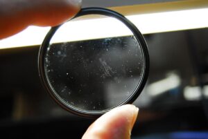 Diagnostic moisissure : comment détecter et traiter les signes d’un air intérieur malsain